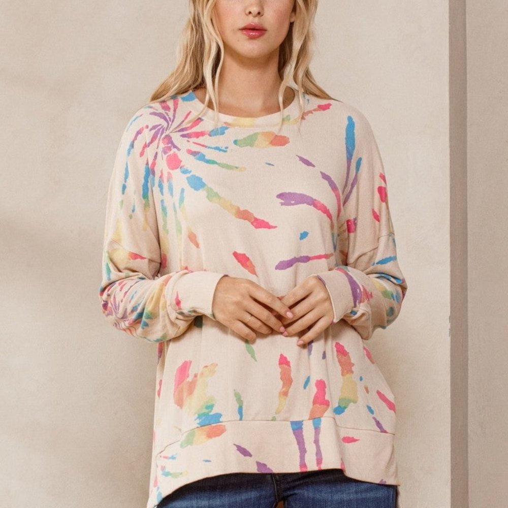 Women's Taupe Round Neckline Hi-lo Hem Multi Color Print Knit Sweater NWT